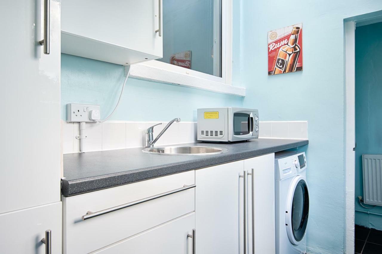 The Location - Tv In Every Bedroom! * Swansea