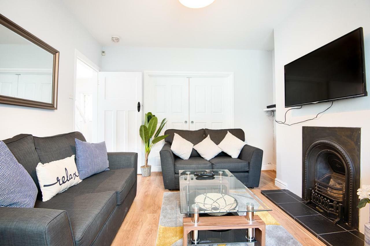 The Location - Tv In Every Bedroom! Swansea