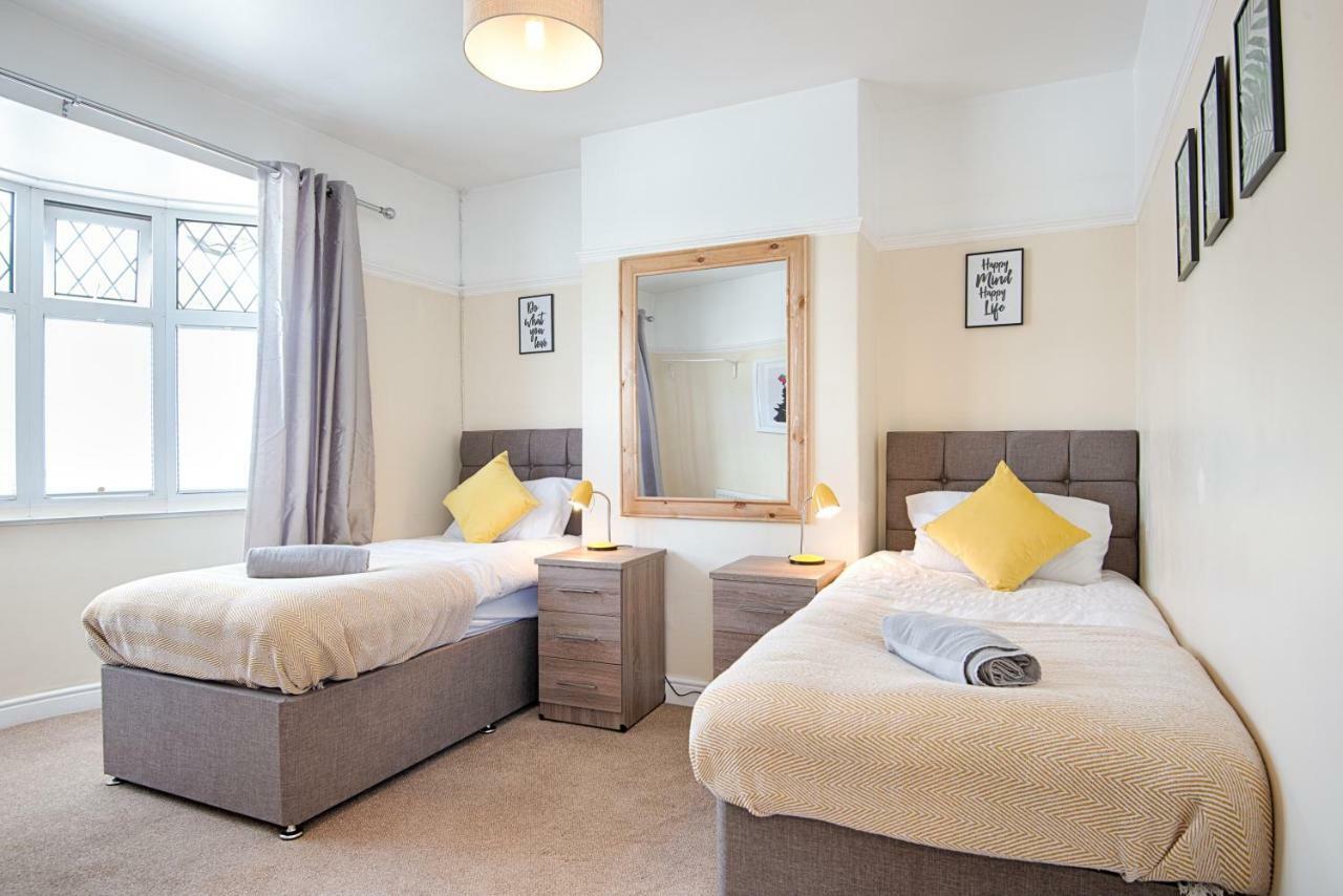 The Location - Tv In Every Bedroom! Swansea