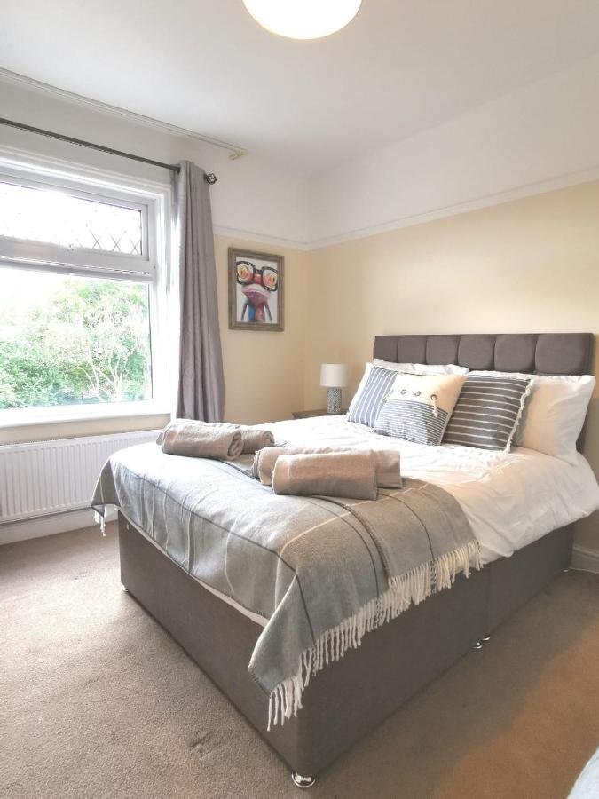 The Location - Tv In Every Bedroom! *