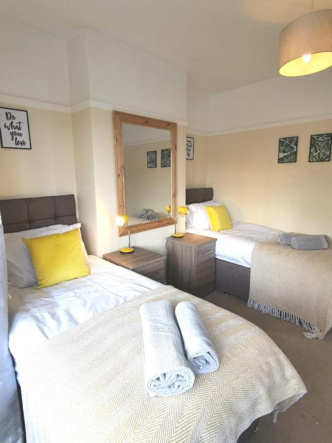 The Location - Tv In Every Bedroom! Swansea